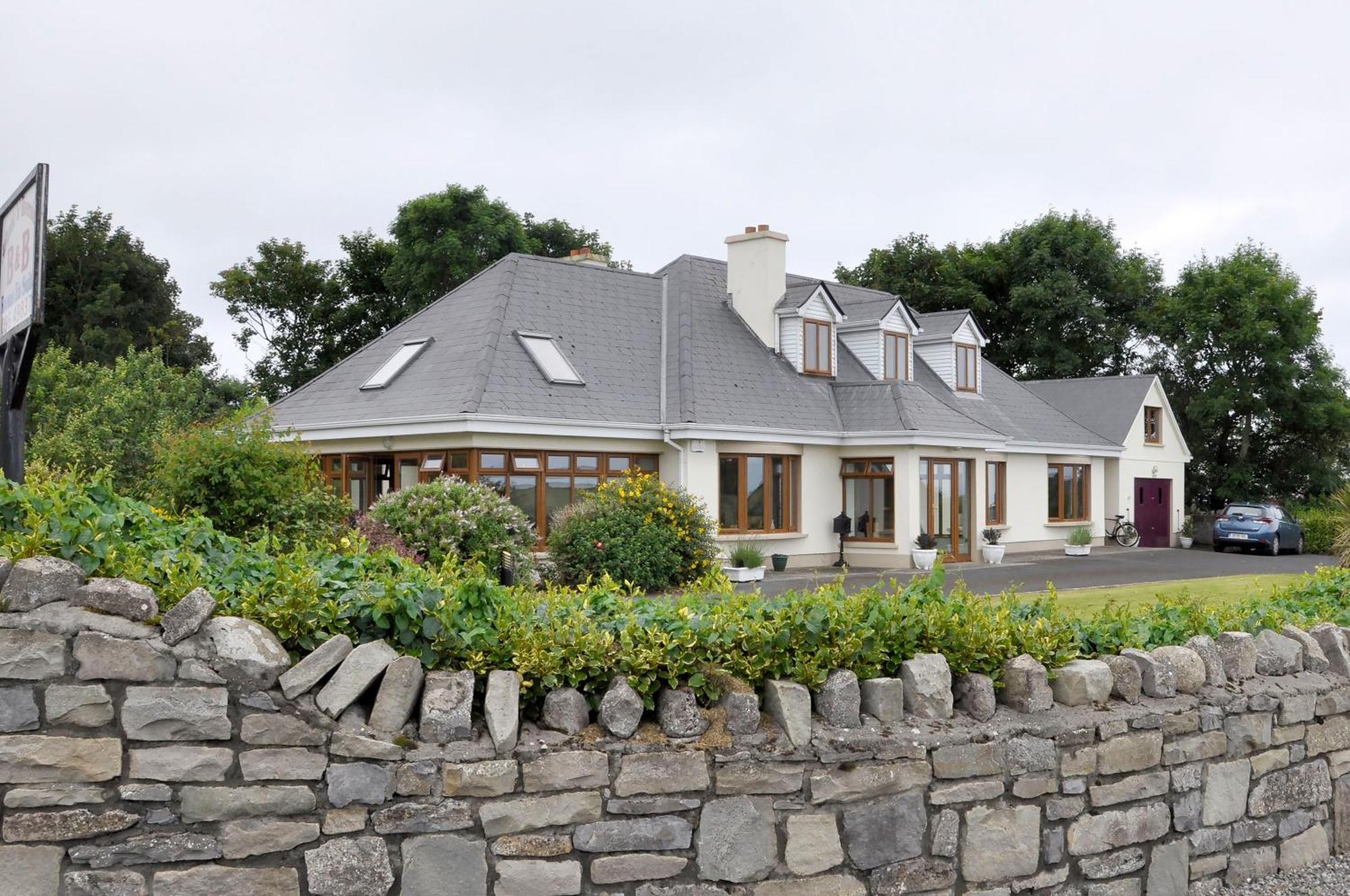 Easkey Atlantic 'N' Riverside B&B المظهر الخارجي الصورة